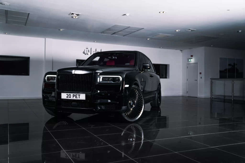 Hire a Rolls-Royce for the day and arrive in timeless style