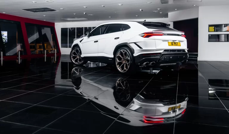 Lamborghini Urus Hire: 5 Reasons It’s the Star of Any Event