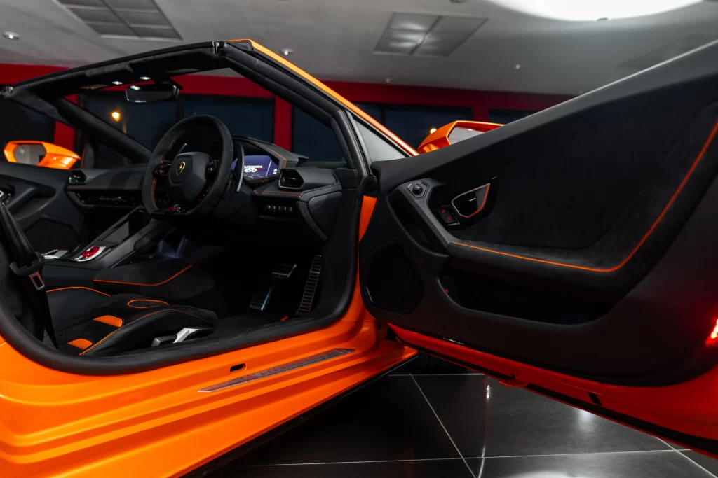 How the Huracán Lamborghini Interior Ignites Your Senses