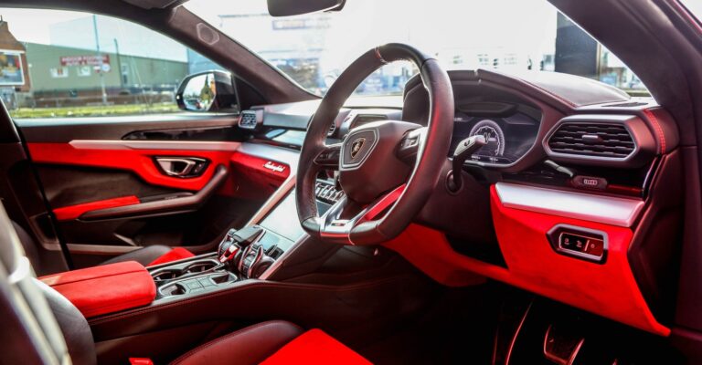 5 Stunning Luxury Car Interiors You’ll Love
