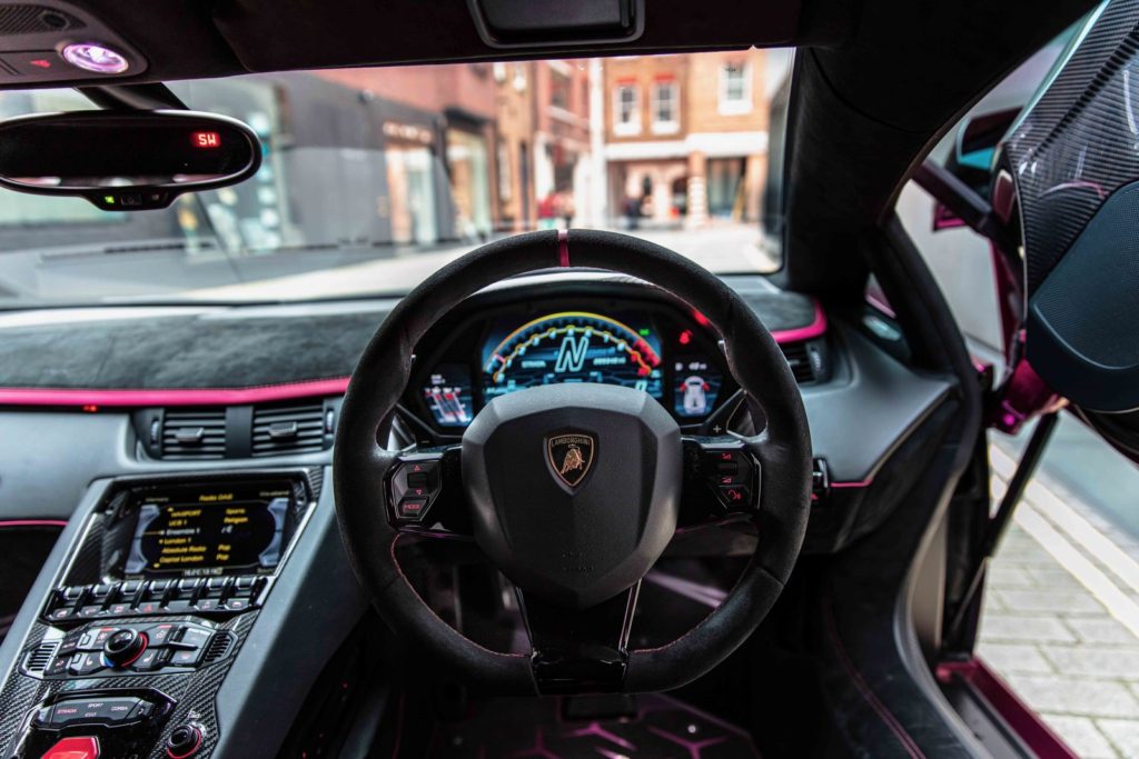Lamborghini_Aventador_Coupe_SVJ_Purple - Interior