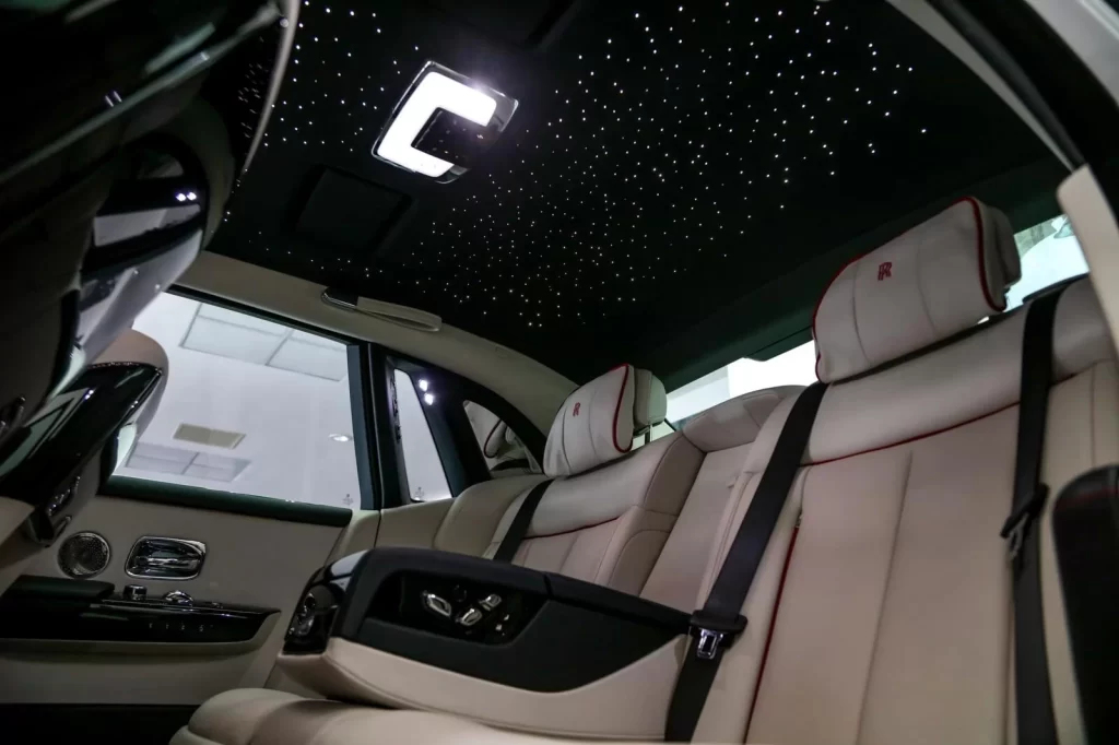 Rolls-Royce Phantom VIII Hire: Service Standards and Use